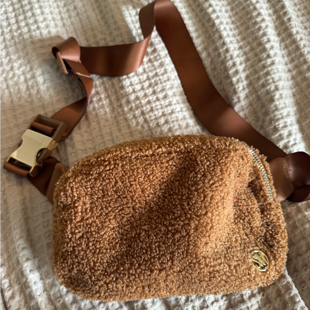 Steve Madden Brown Crossbody Bag